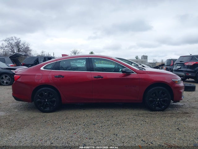 1G1ZD5ST3JF165242 Chevrolet MALIBU LT