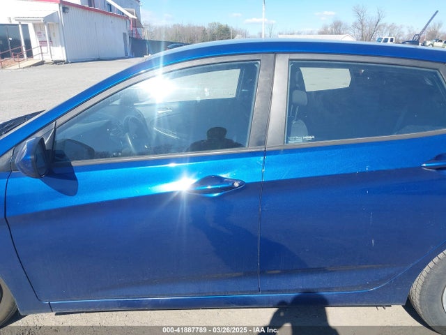 KMHCT5AE1GU273720 Hyundai ACCENT SE