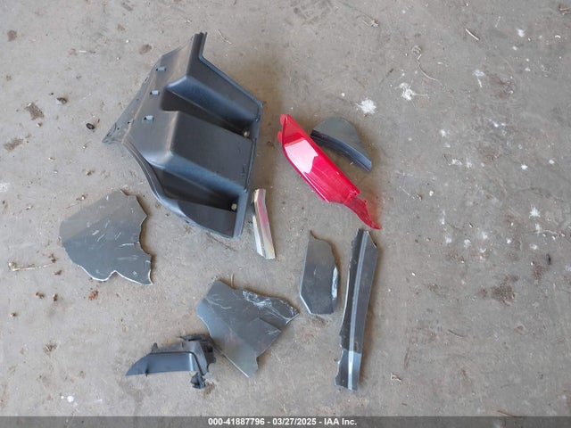 KM8J3CA47HU551136 Hyundai TUCSON SE