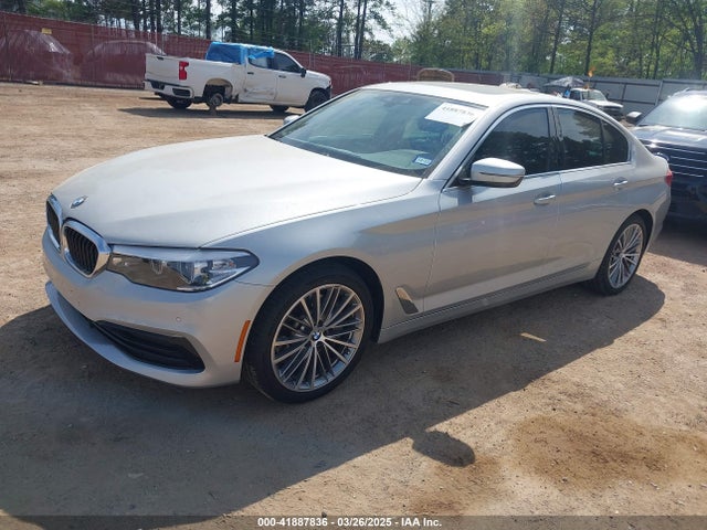 WBAJR3C04LWW70303 BMW 530I