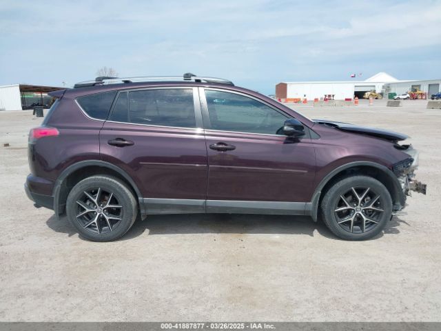 2T3NFREV8JW444544 Toyota RAV4 SE