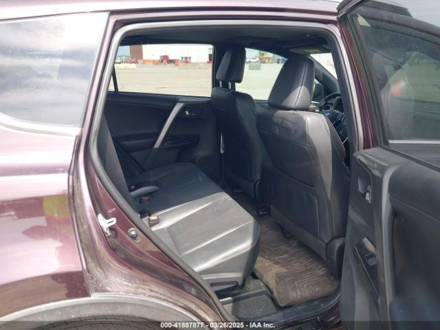 2T3NFREV8JW444544 Toyota RAV4 SE