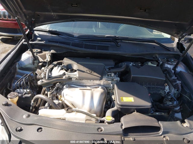 4T1BF1FK0FU971616 Toyota CAMRY SE