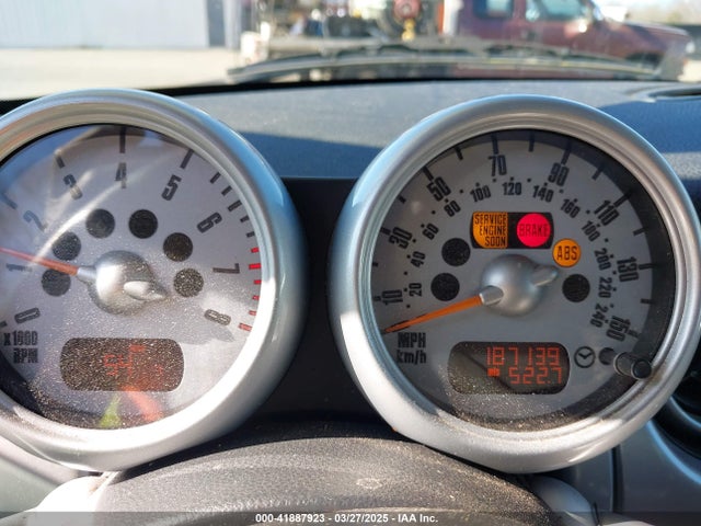 2006 MINI COOPER WMWRC33546TK63877 Photo 6