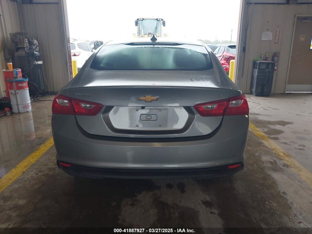 1G1ZD5ST0PF223168 Chevrolet Malibu Fwd 1lt