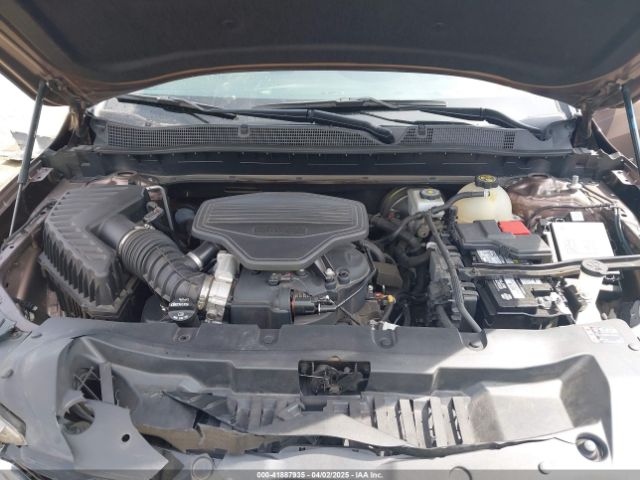 3GNKBKRS9KS686867 Chevrolet Blazer Premier