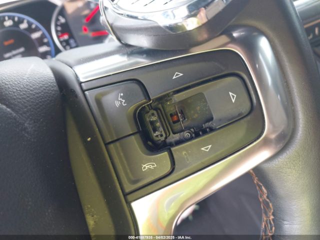 3GNKBKRS9KS686867 Chevrolet Blazer Premier