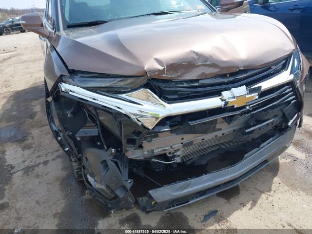 3GNKBKRS9KS686867 Chevrolet Blazer Premier