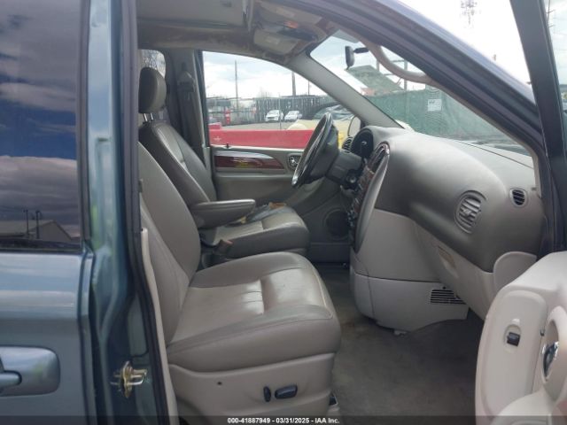 2006 CHRYSLER TOWN & COUNTRY 2A4GP54LX6R693048 Photo 4