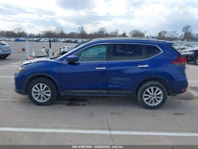 5N1AT2MV5JC711525 Nissan ROGUE SV