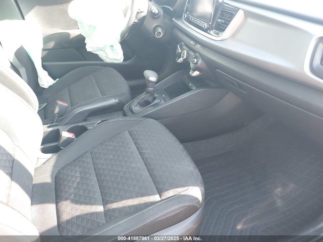 3KPA24AD5PE550190 KIA RIO LX