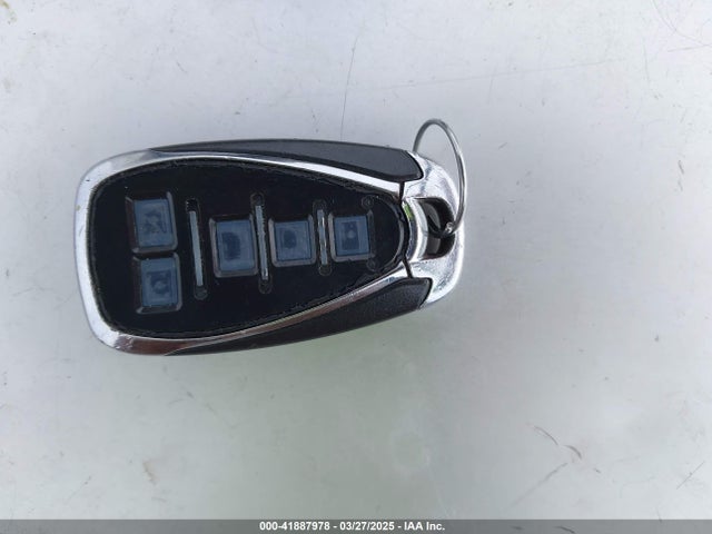 1G1ZD5ST2JF132801 Chevrolet MALIBU LT