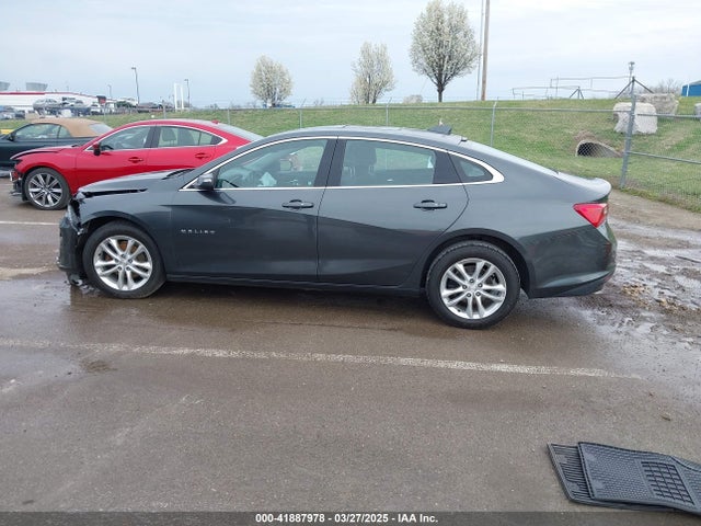 1G1ZD5ST2JF132801 Chevrolet MALIBU LT
