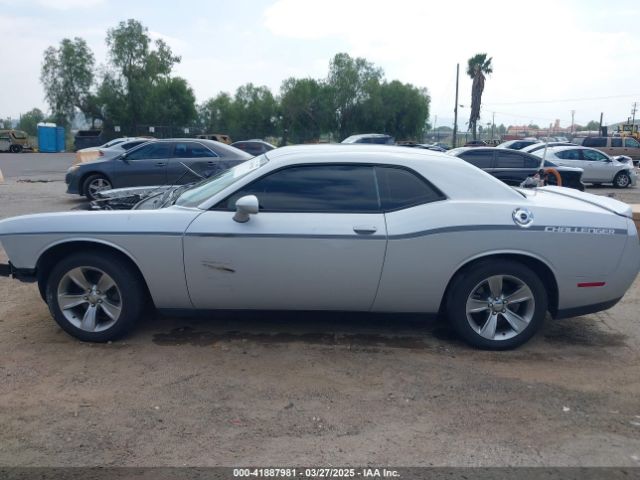 2C3CDZAG6KH751009 Dodge Challenger Sxt