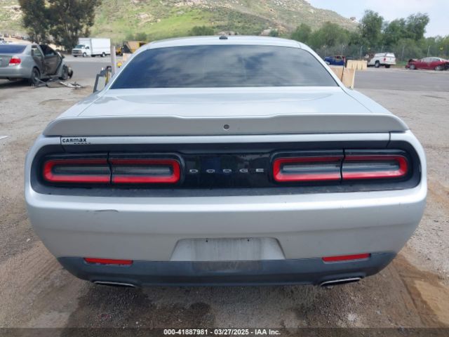 2C3CDZAG6KH751009 Dodge Challenger Sxt