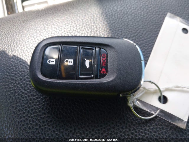 5FNYG2H29PB007041 Honda Pilot 2wd Lx