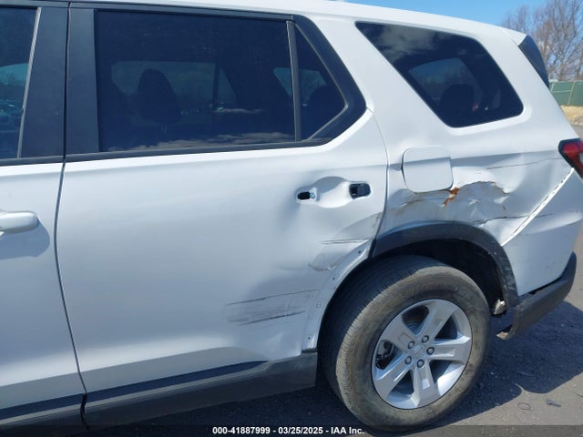 5FNYG2H29PB007041 Honda Pilot 2wd Lx