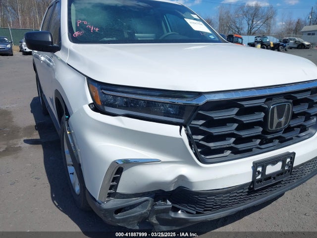 5FNYG2H29PB007041 Honda Pilot 2wd Lx
