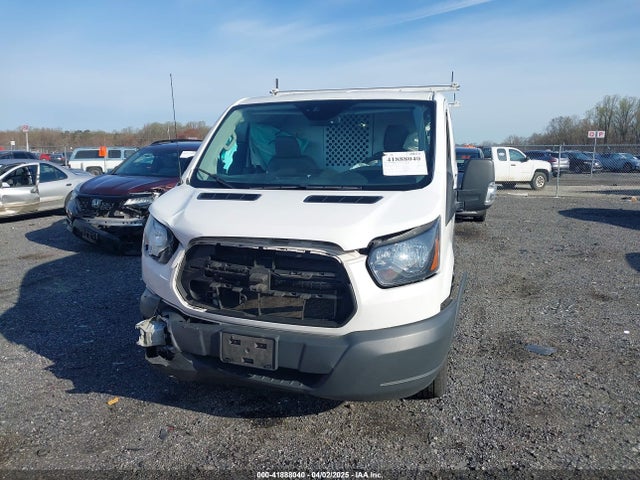 1FTYR1ZM3HKA27049 Ford Transit-250