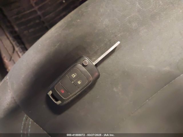KL7CJPSB5FB186081 Chevrolet Trax 1ls