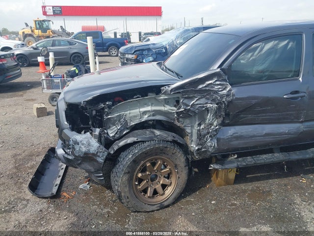 3TYCZ5AN5PT144908 Toyota Tacoma Sr V6
