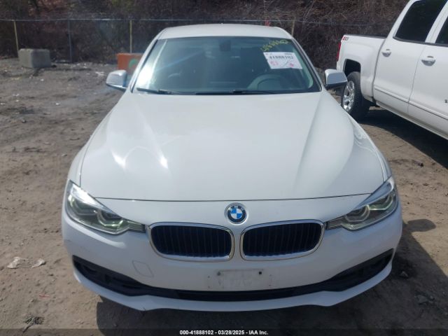 WBA8A3C52JA499627 BMW 320i Xdrive