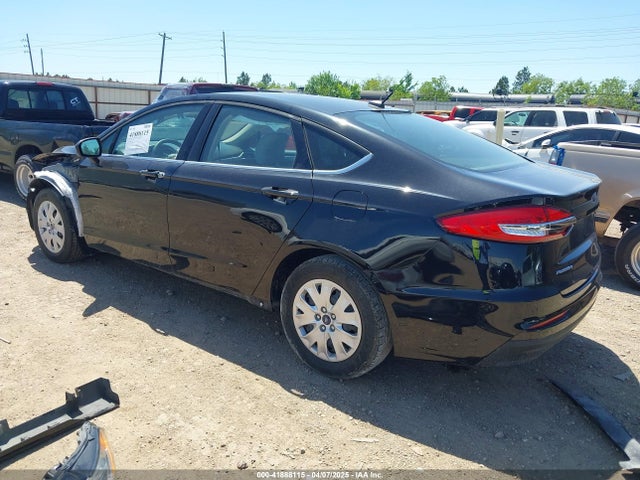 Ford FUSION S 2019 3FA6P0G7XKR268202 Image 3