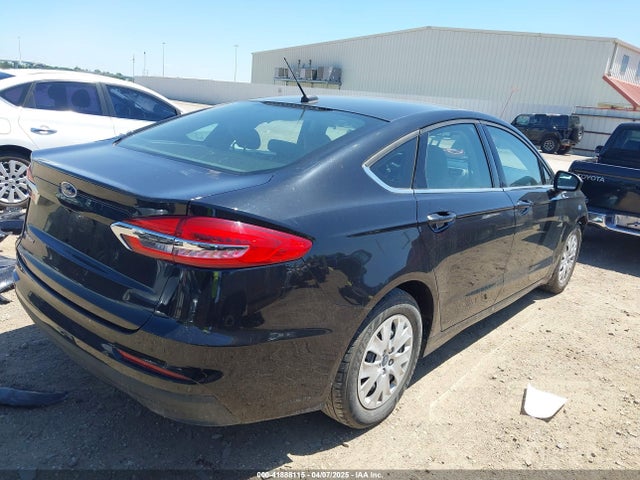 Ford FUSION S 2019 3FA6P0G7XKR268202 Image 4
