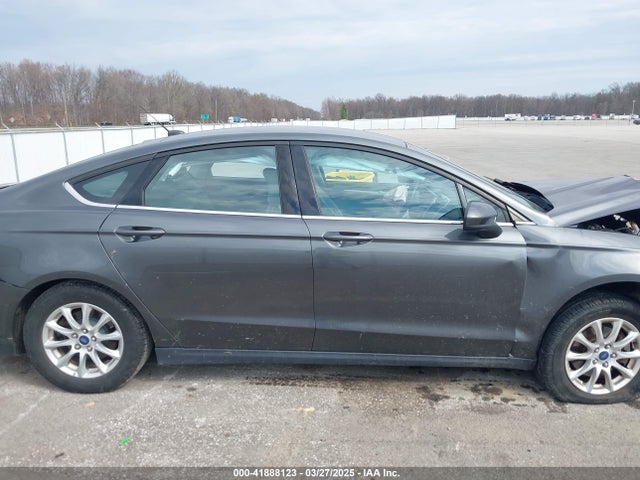 1FA6P0G79G5101159 Ford FUSION S