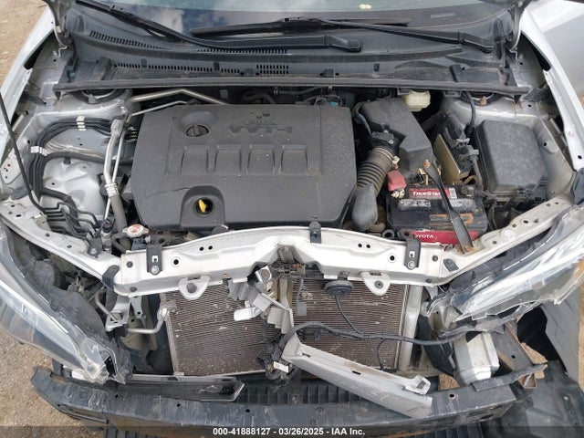 2T1BURHE8JC974141 Toyota COROLLA LE