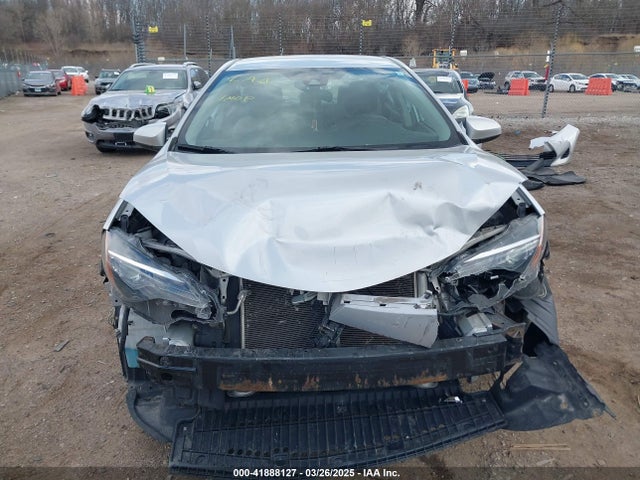 2T1BURHE8JC974141 Toyota COROLLA LE