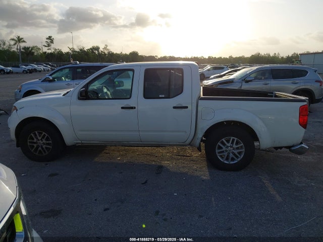 1N6AD0ER1JN717377 Nissan Frontier Sv