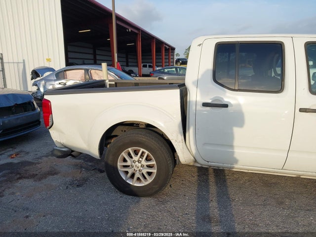 1N6AD0ER1JN717377 Nissan Frontier Sv