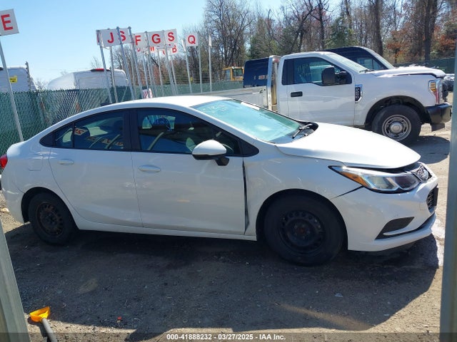 Chevrolet Cruze Ls Auto 2018 1G1BC5SM4J7217100 Image 14