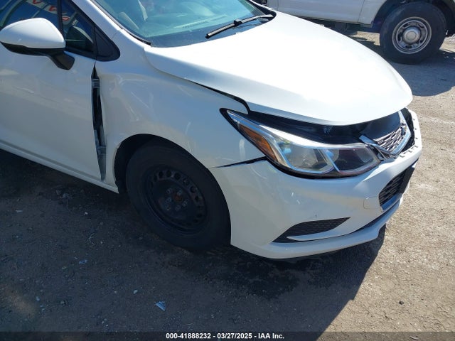 Chevrolet Cruze Ls Auto 2018 1G1BC5SM4J7217100 Image 18
