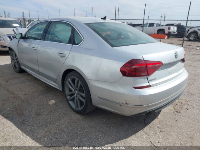1VWDT7A36HC044585 Volkswagen Passat 1.8t R-line