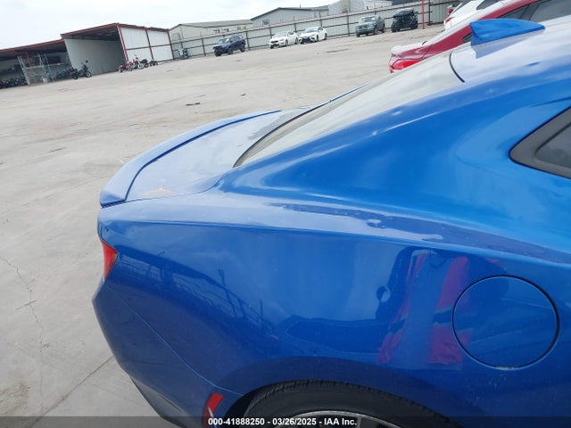 1G1FD1RS0G0139038 Chevrolet Camaro 2lt