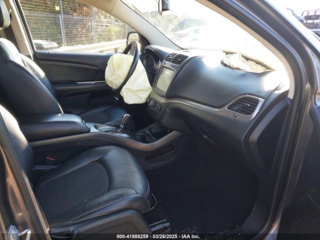 3C4PDDGG9ET302345 Dodge Journey Crossroad