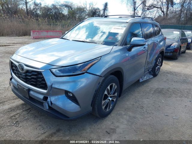 5TDGZRBH9MS120944 Toyota Highlander Xle