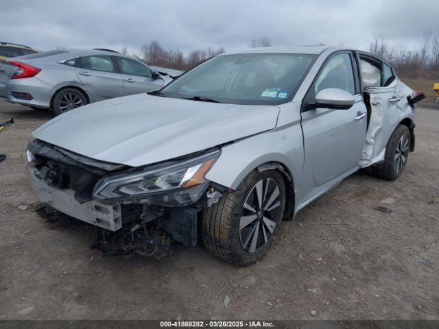 1N4BL4DWXMN303145 Nissan Altima Sv Intelligent Awd