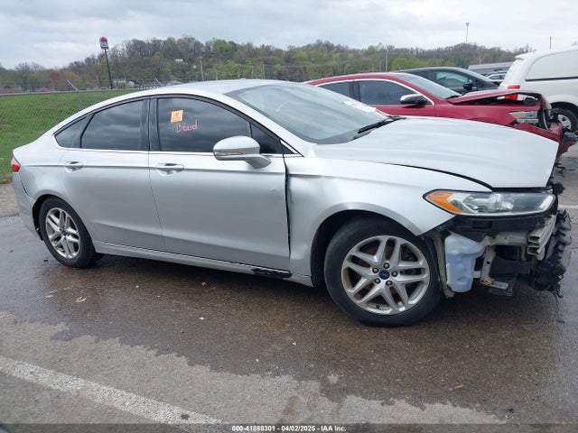3FA6P0H78GR250268 Ford FUSION SE