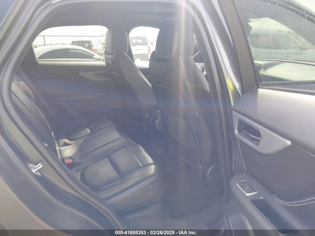 2018 JAGUAR F-PACE SADCM2FVXJA244092 Photo 7