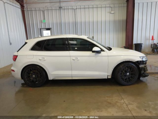 WA1BNAFY4J2198014 Audi Q5 2.0t Premium/2.0t Tech Premium
