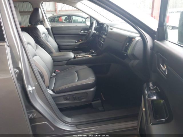 5N1DR3CC0PC240829 Nissan Pathfinder Sl 4wd