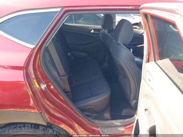 KM8J2CA41KU926156 Hyundai TUCSON SE