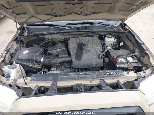 3TMCZ5AN7JM159994 Toyota Tacoma Trd Off Road