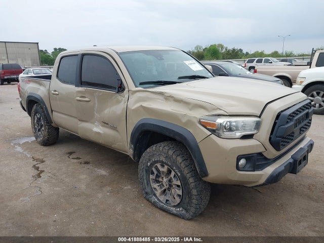 3TMCZ5AN7JM159994 Toyota Tacoma Trd Off Road