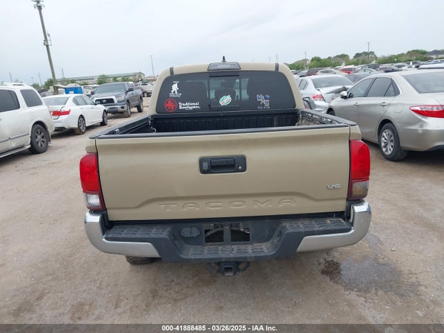 3TMCZ5AN7JM159994 Toyota Tacoma Trd Off Road
