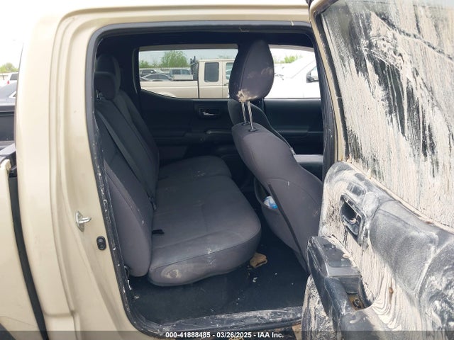 3TMCZ5AN7JM159994 Toyota Tacoma Trd Off Road