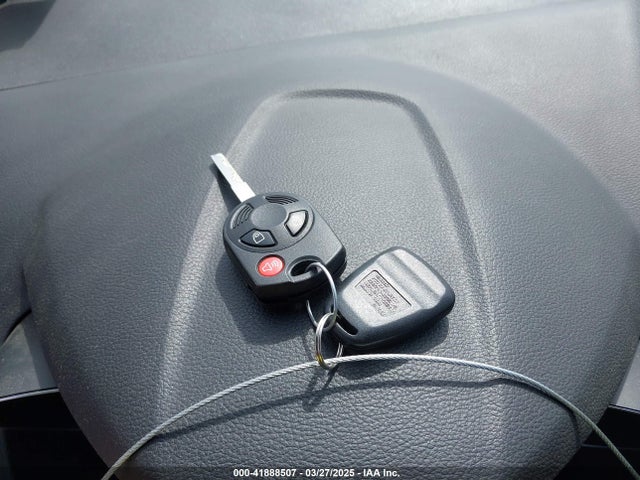 1FMCU9GX8GUB34522 Ford ESCAPE SE